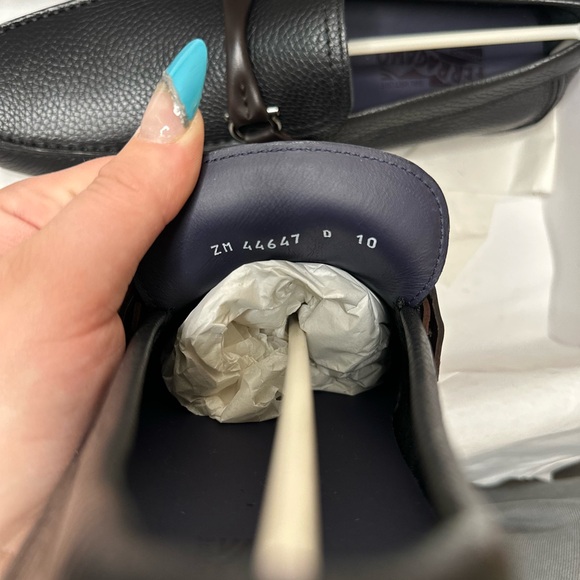 Salvatore Ferragamo Black Loafers with Brown Metal Buckle - Picture 7 of 13